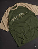 Tommy Hilfiger signature logo front print t-shirt Raglan Olive/Beige